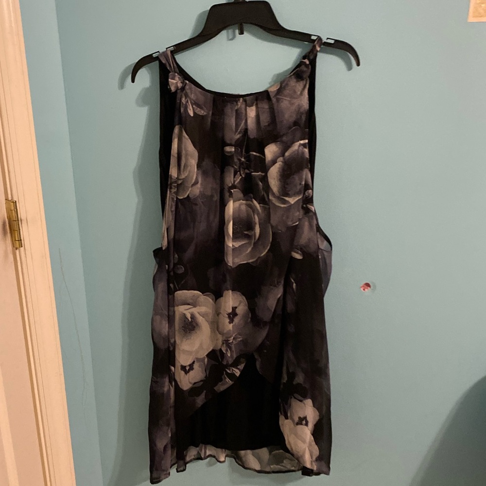 Short dress